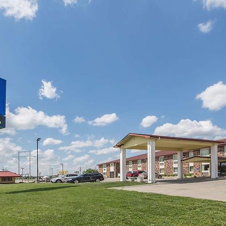 Motel 6 Omaha - Central لا فيستا المظهر الخارجي الصورة